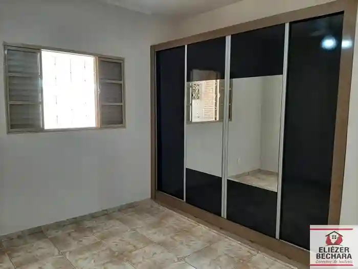 Casa com 3 quartos à venda, 225m² — foto 36 de 39