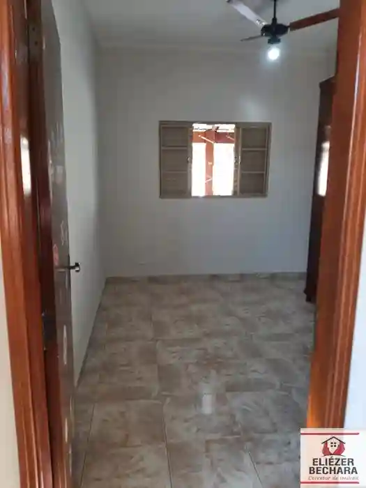 Casa com 3 quartos à venda, 225m² — foto 26 de 39