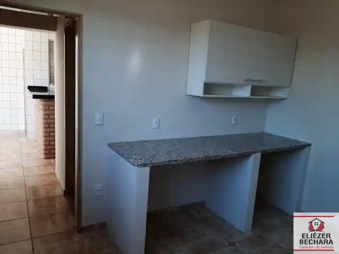 Casa com 3 quartos à venda, 225m² — foto 38 de 39
