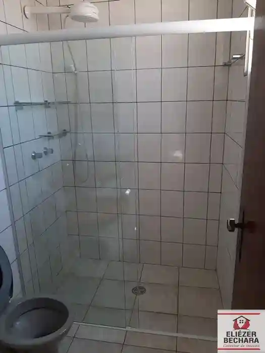 Casa com 3 quartos à venda, 225m² — foto 3 de 39