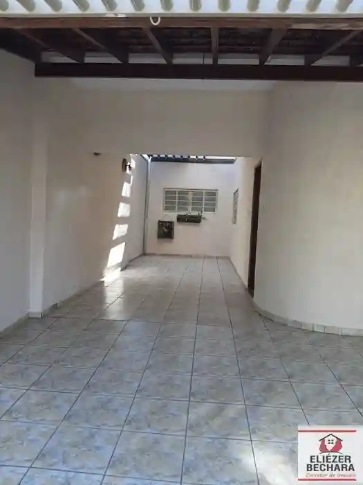 Casa com 3 quartos à venda, 225m² — foto 14 de 39