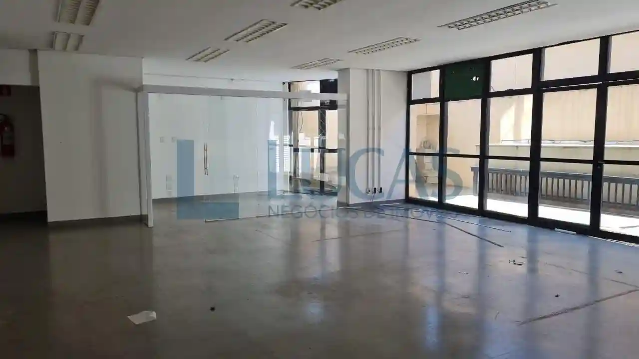 Prédio comercial com 7 quartos à venda, 360m² — foto 3 de 6