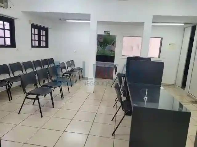 Conjunto Comercial / Sala com 20 quartos para aluguel, 1500m² — foto 6 de 11