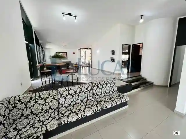 Conjunto Comercial / Sala com 20 quartos para aluguel, 1500m² — foto 4 de 11