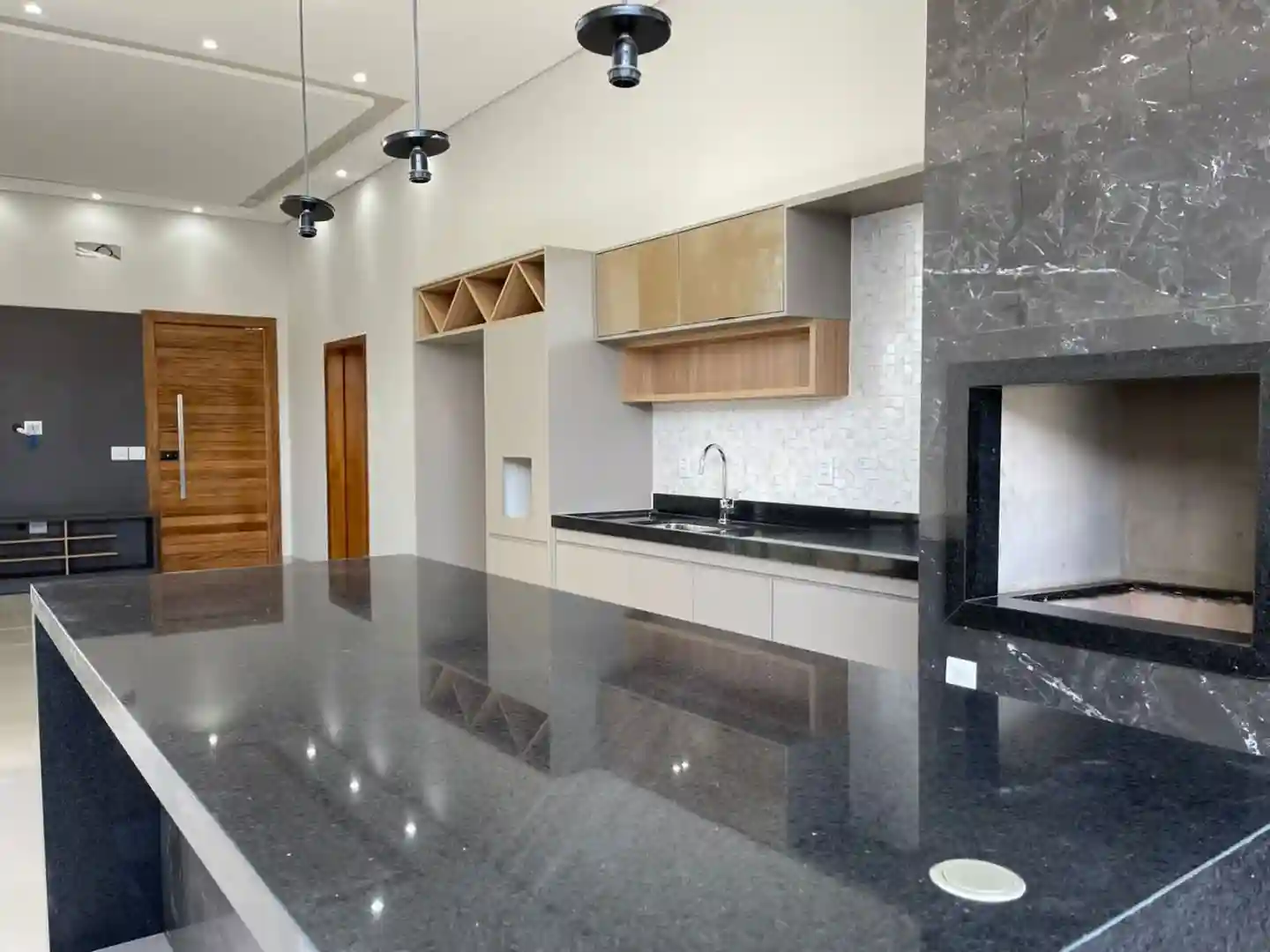 Casa de Condomínio com 3 quartos à venda, 253m² — foto 6 de 10
