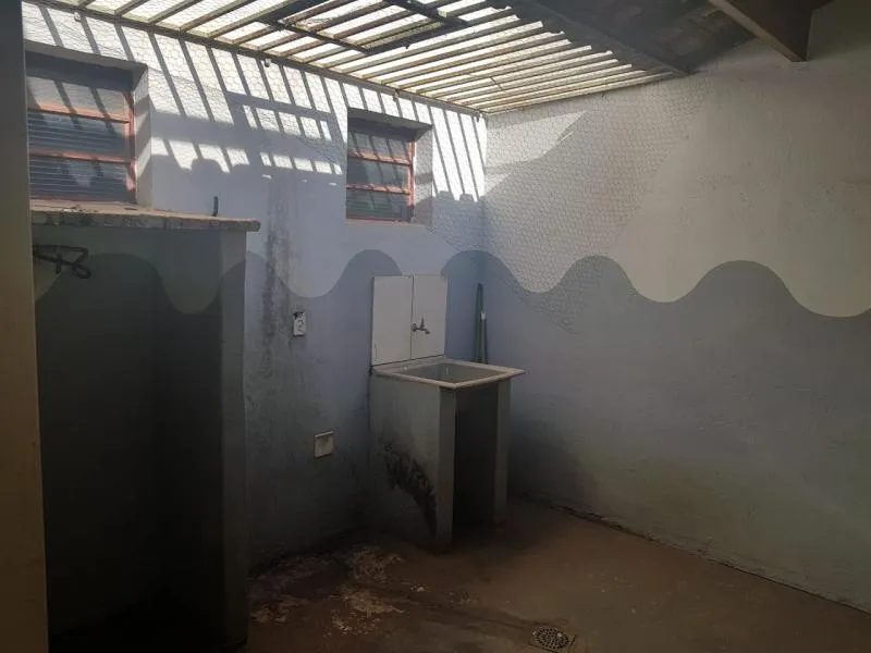 Loja / Salão / Ponto Comercial à venda — foto 1 de 3