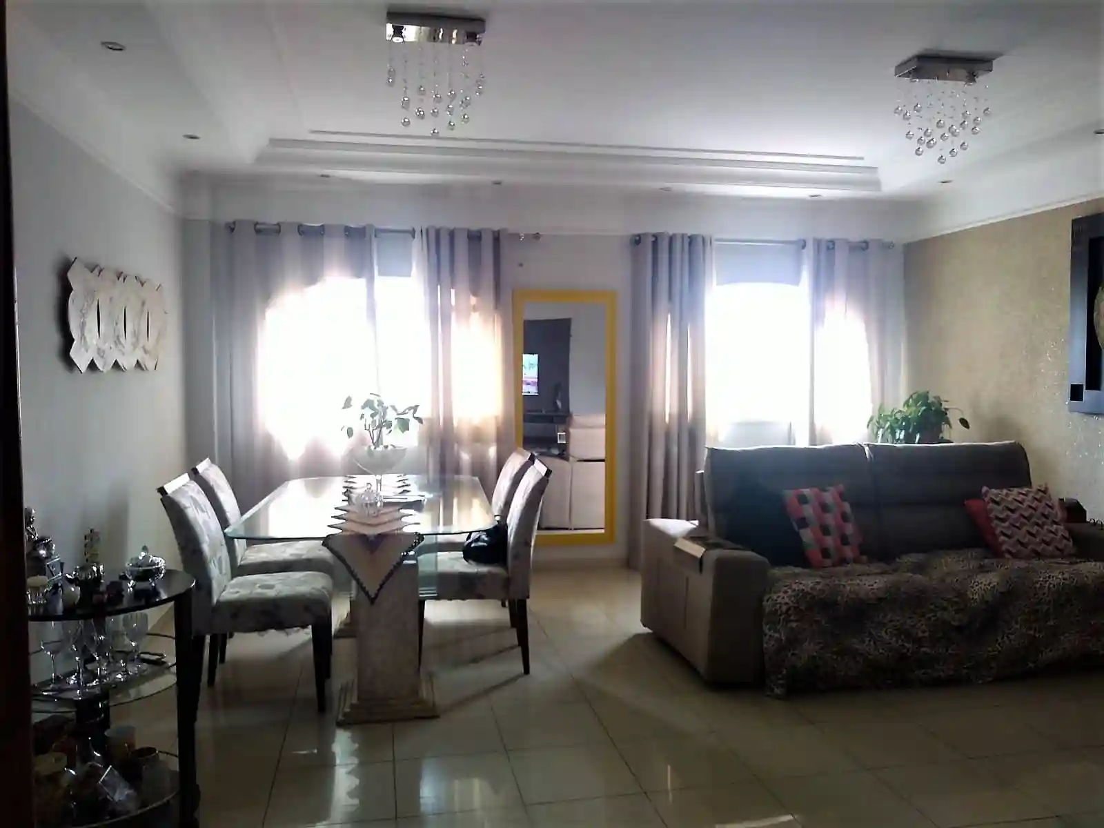 Apartamento com 3 quartos à venda, 140m² — foto 1 de 16