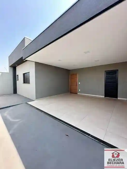 Casa com 2 quartos à venda, 85m² — foto 2 de 9