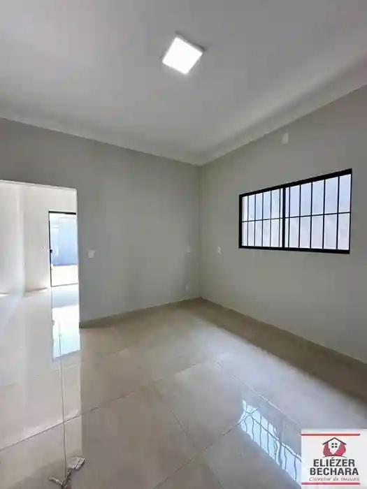 Casa com 2 quartos à venda, 85m² — foto 1 de 9