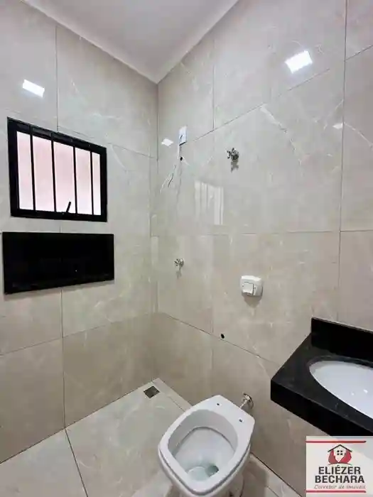 Casa com 2 quartos à venda, 85m² — foto 8 de 9