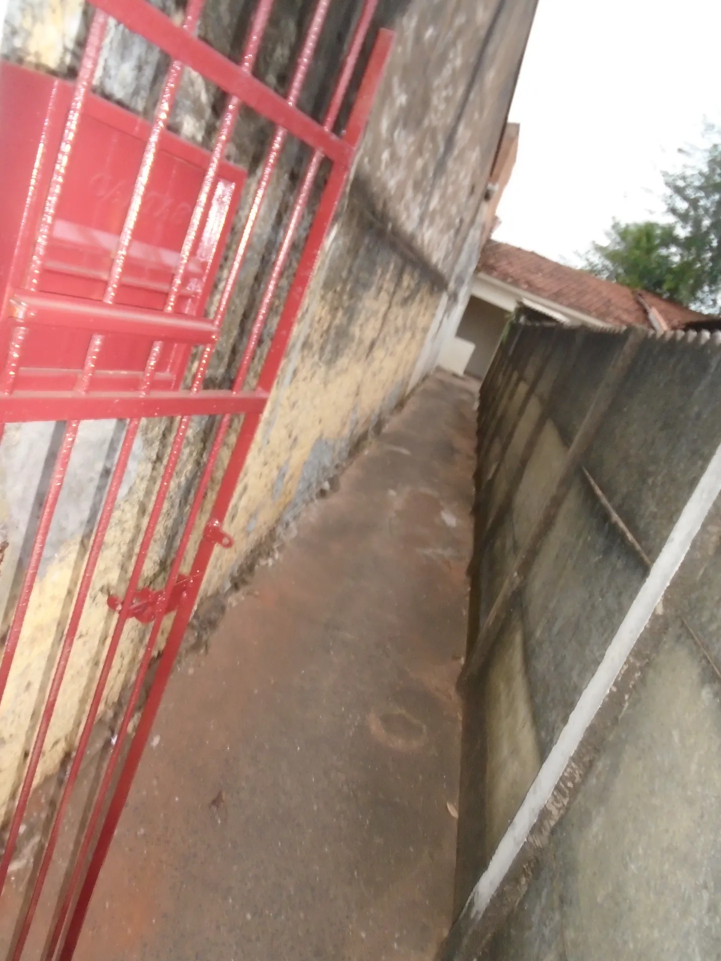 Casa com 2 quartos para aluguel, 45m² — foto 2 de 19