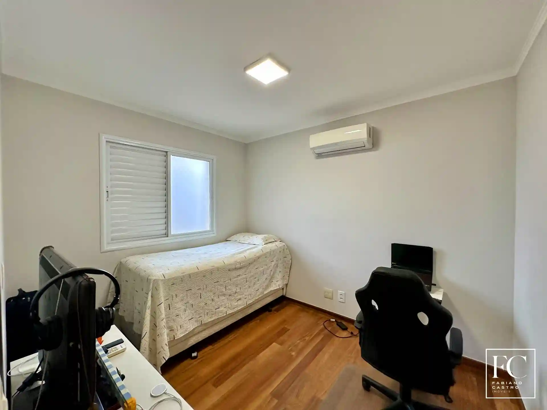 Apartamento com 3 quartos à venda, 136m² — foto 26 de 27