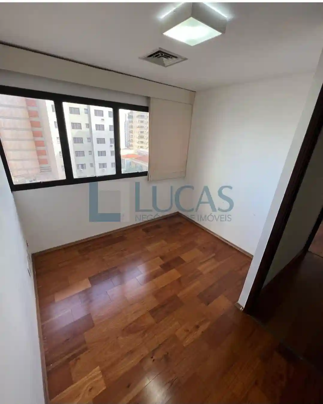 Conjunto Comercial / Sala  para aluguel, 49m² — foto 3 de 9