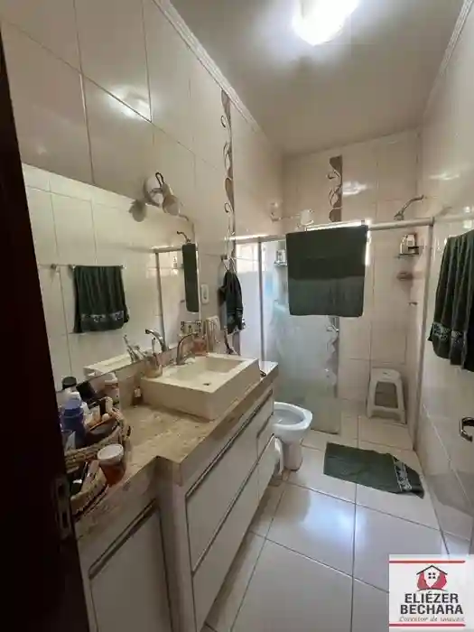 Casa com 3 quartos à venda, 260m² — foto 14 de 26