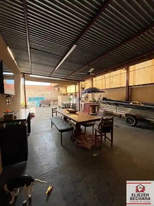 Casa com 3 quartos à venda, 260m² — foto 22 de 26