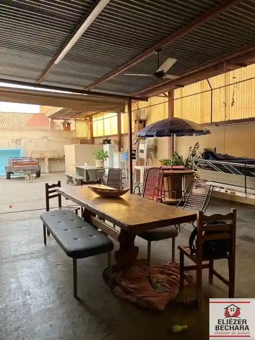 Casa com 3 quartos à venda, 260m² — foto 4 de 26