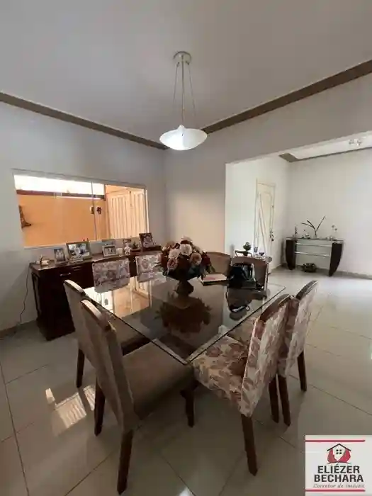 Casa com 3 quartos à venda, 260m² — foto 18 de 26