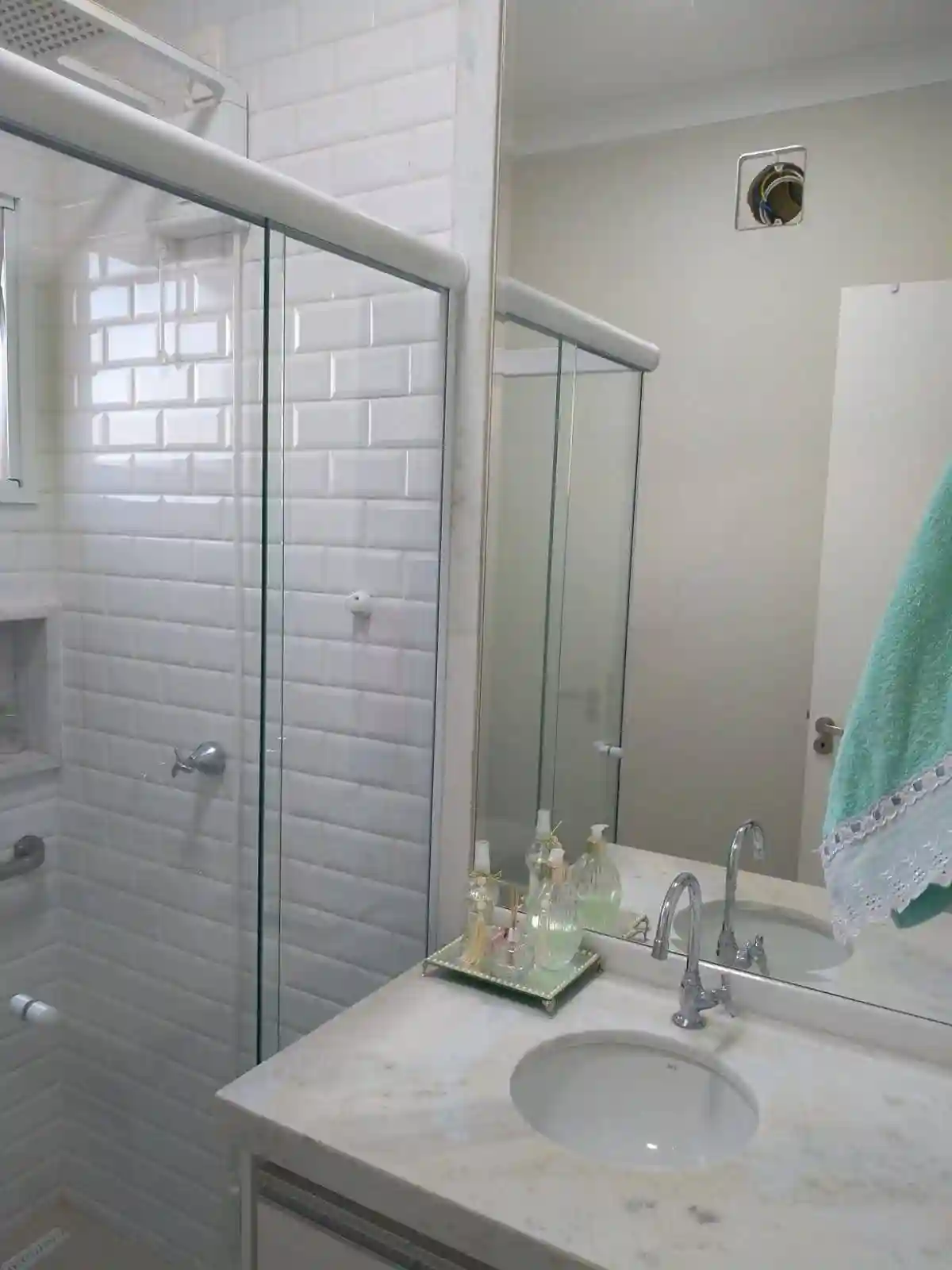 Casa de Condomínio com 3 quartos à venda, 212m² — foto 13 de 33