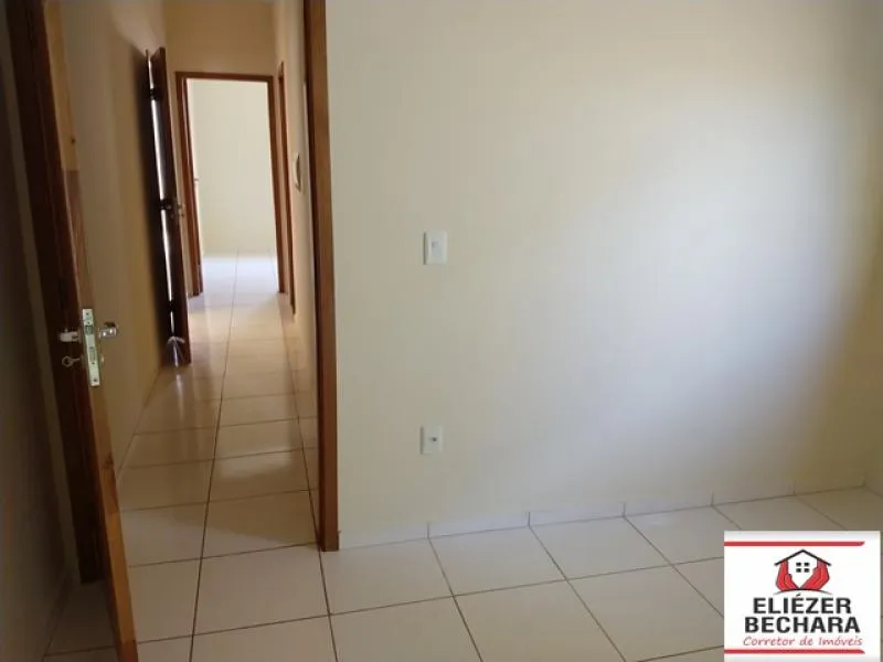 Casa à venda — foto 4 de 4