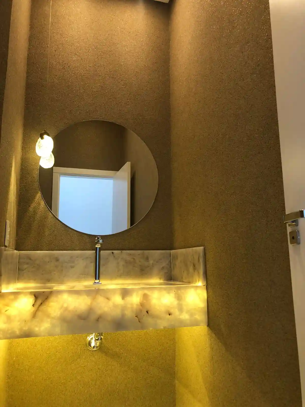 Casa de Condomínio com 4 quartos à venda, 433m² — foto 4 de 11