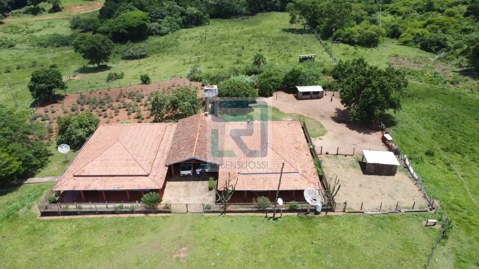 Fazenda / Sítio / Chácara  à venda, 12900000m² — foto 6 de 23
