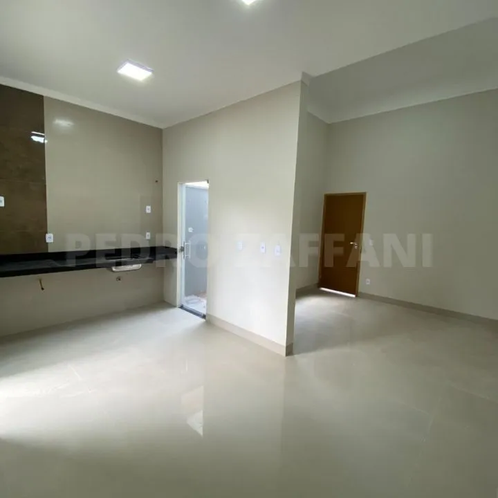 Casa à venda — foto 1 de 5