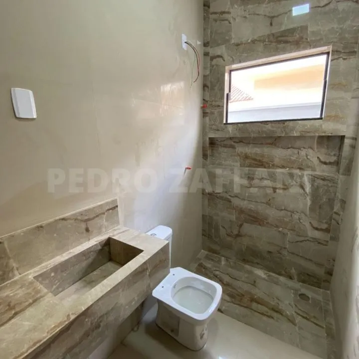 Casa à venda — foto 4 de 5