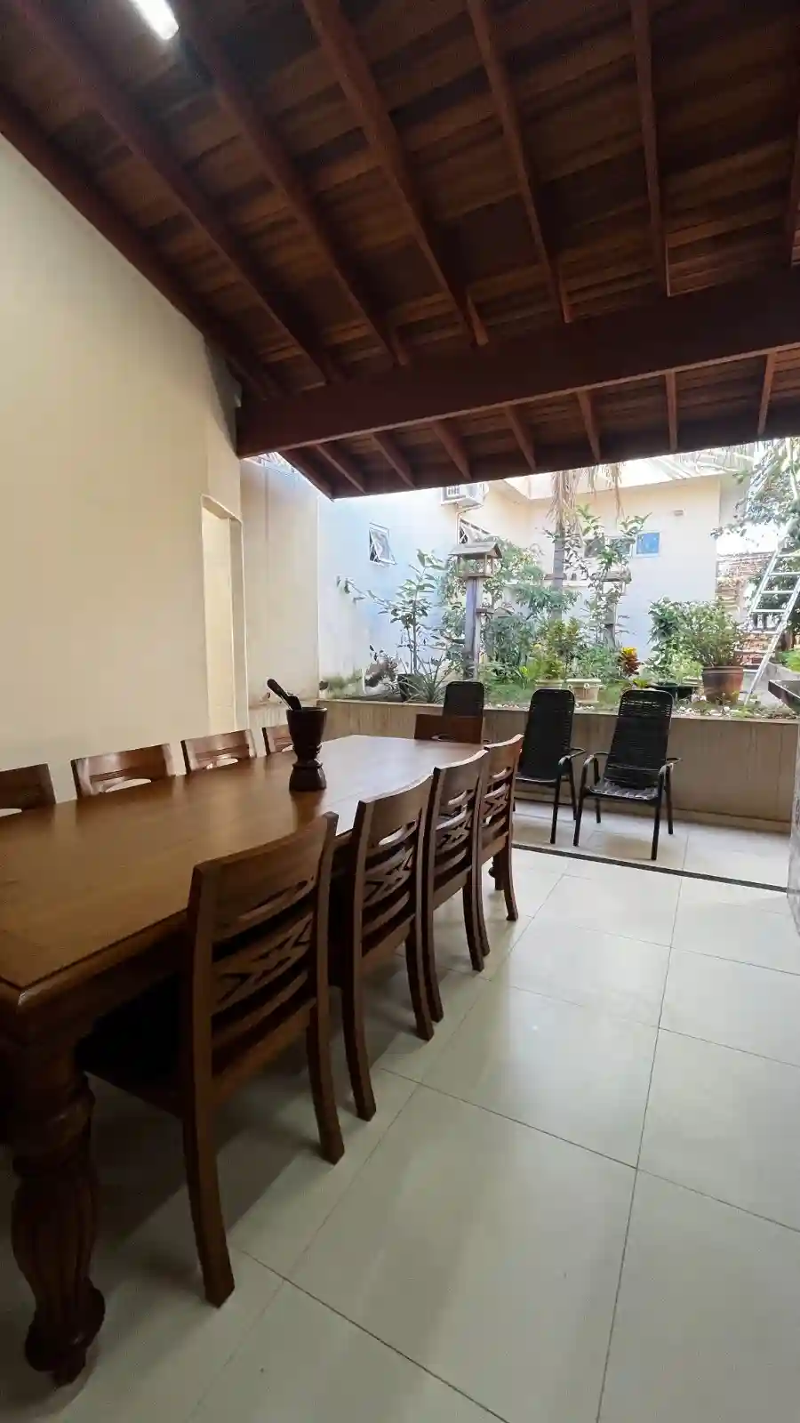 Casa com 3 quartos à venda, 350m² — foto 1 de 22
