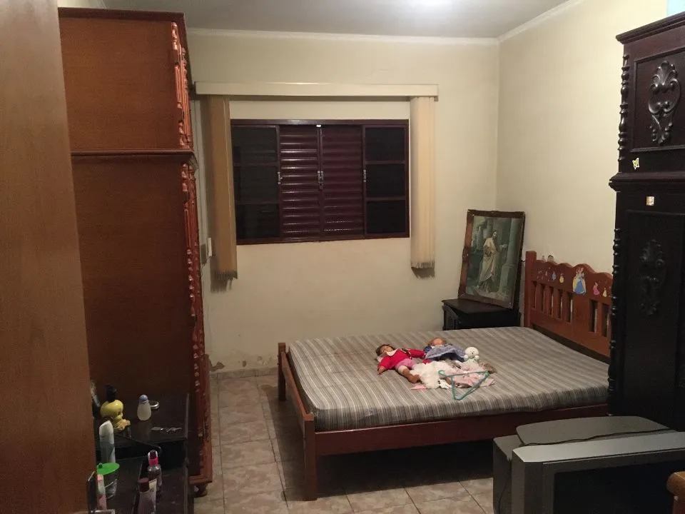 Casa à venda — foto 4 de 4