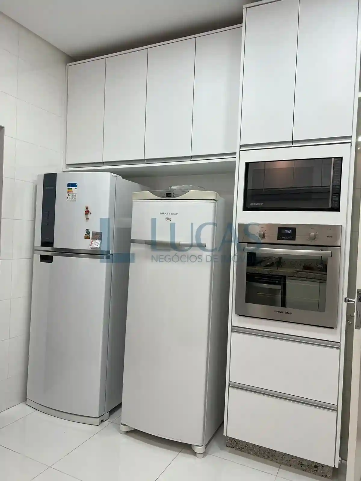 Casa de Condomínio com 4 quartos à venda, 386m² — foto 17 de 40