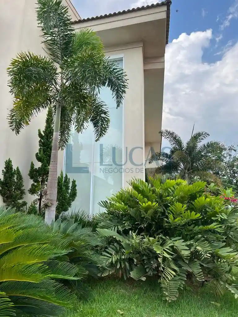 Casa de Condomínio com 4 quartos à venda, 386m² — foto 3 de 40
