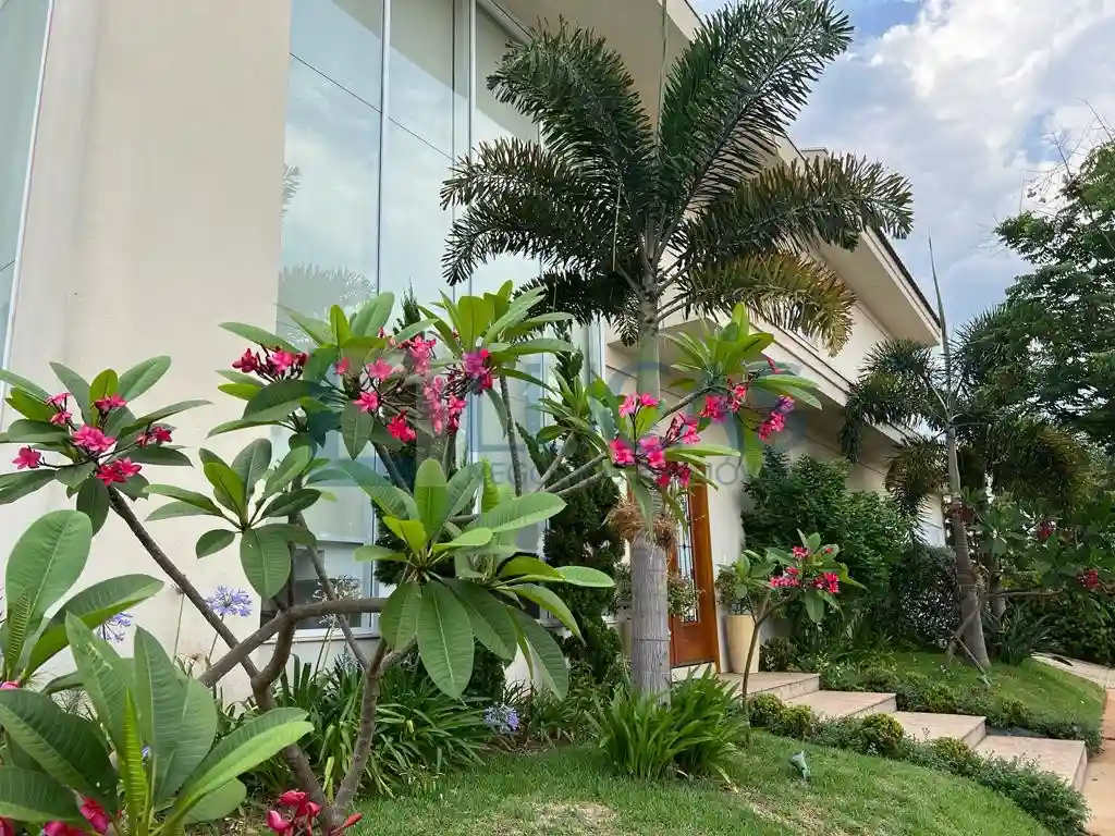 Casa de Condomínio com 4 quartos à venda, 386m² — foto 4 de 40
