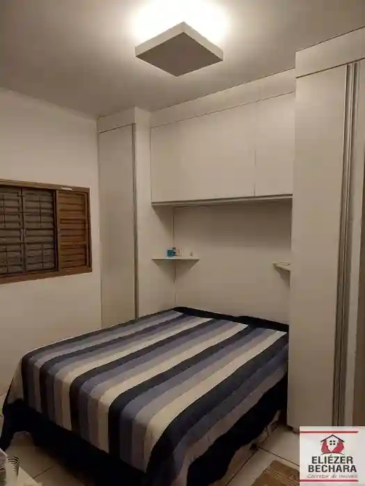 Casa com 3 quartos à venda, 110m² — foto 2 de 14