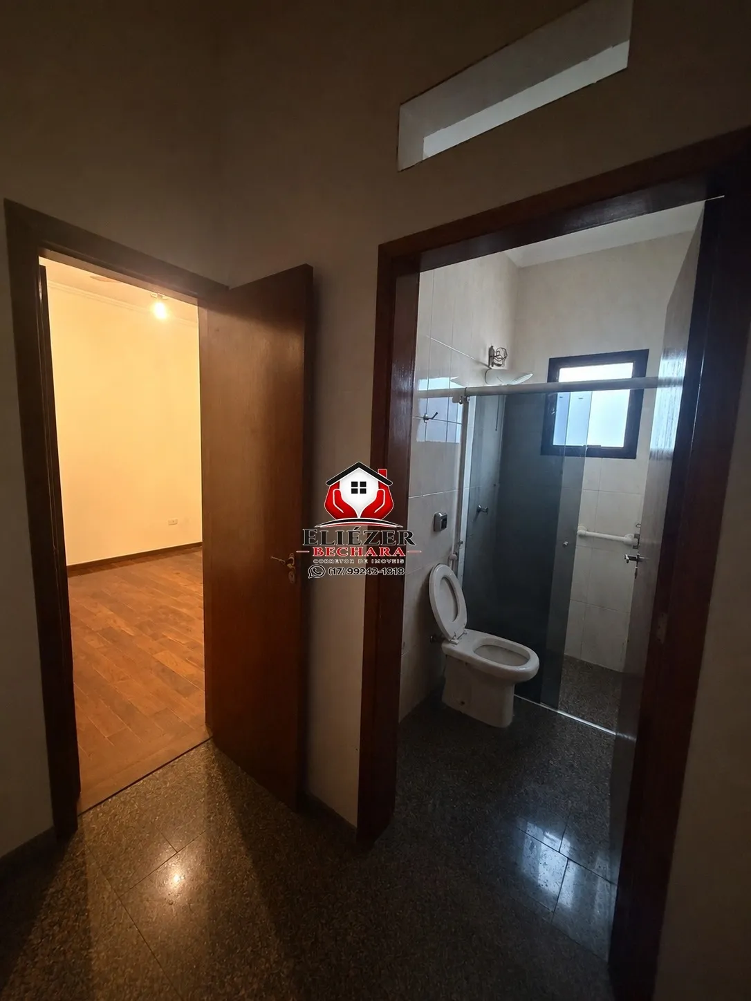 Casa com 4 quartos à venda, 320m² — foto 17 de 19
