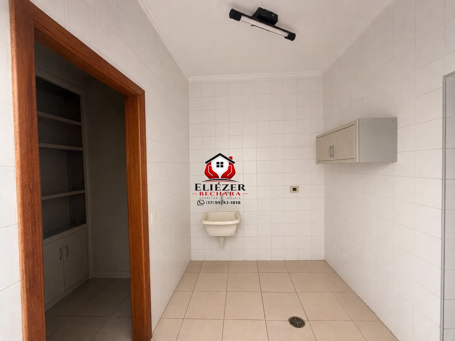 Casa com 4 quartos à venda, 320m² — foto 3 de 19