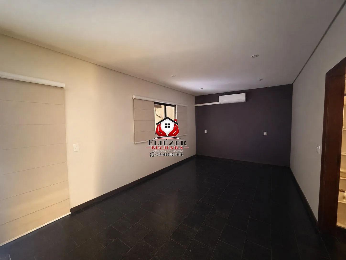 Casa com 4 quartos à venda, 320m² — foto 2 de 19