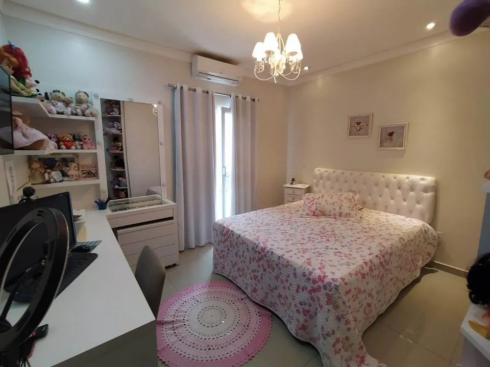 Casa com 4 quartos à venda, 600m² — foto 5 de 53