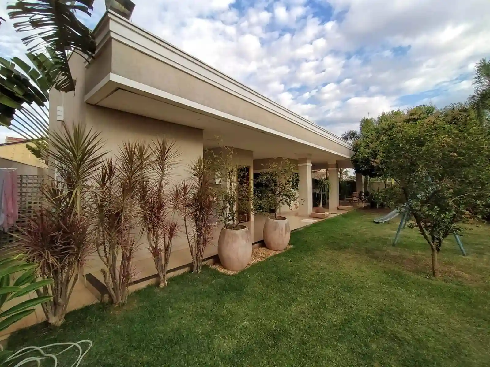 Casa com 4 quartos à venda, 600m² — foto 25 de 53