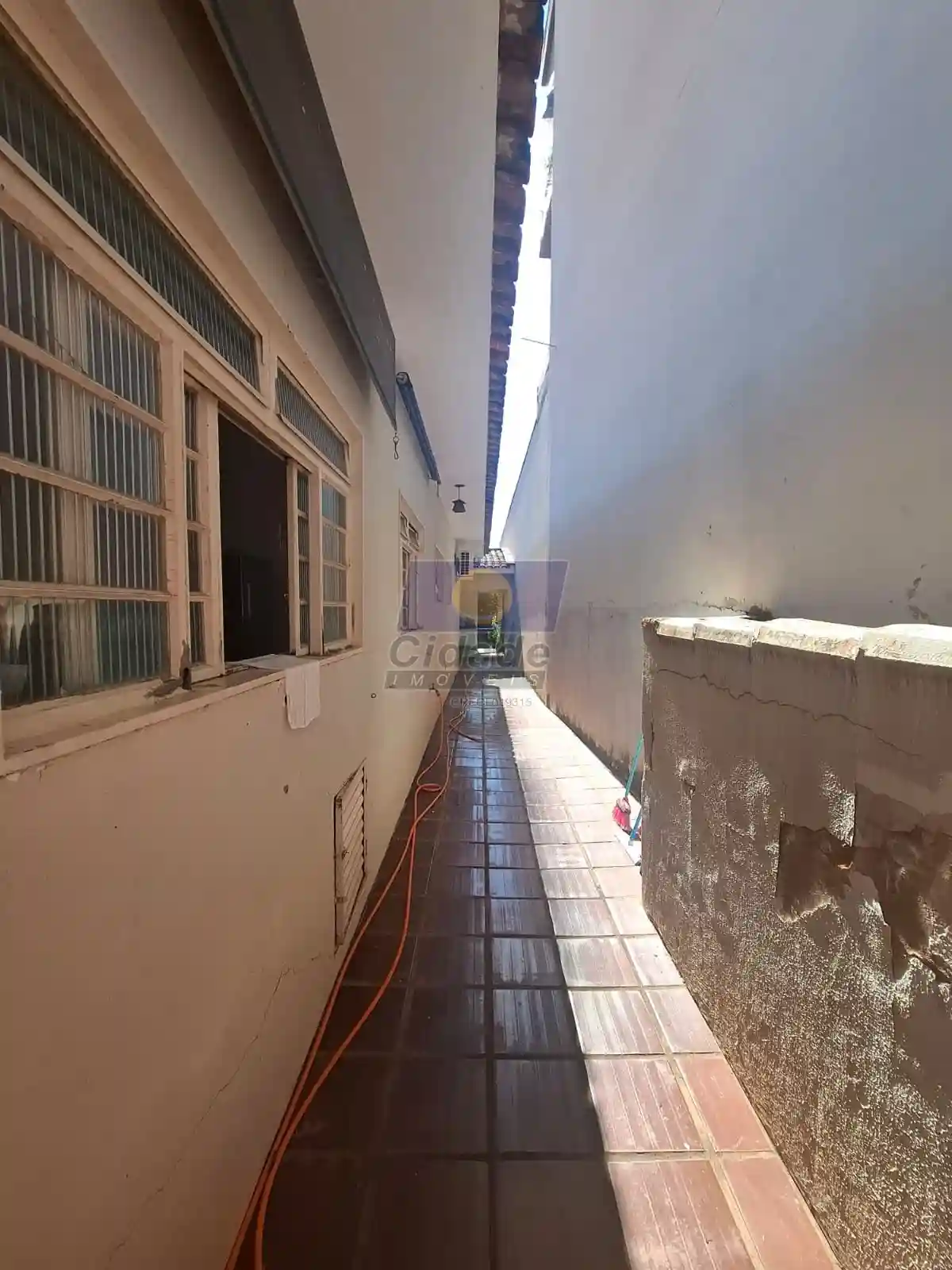Casa com 4 quartos à venda, 280m² — foto 16 de 18