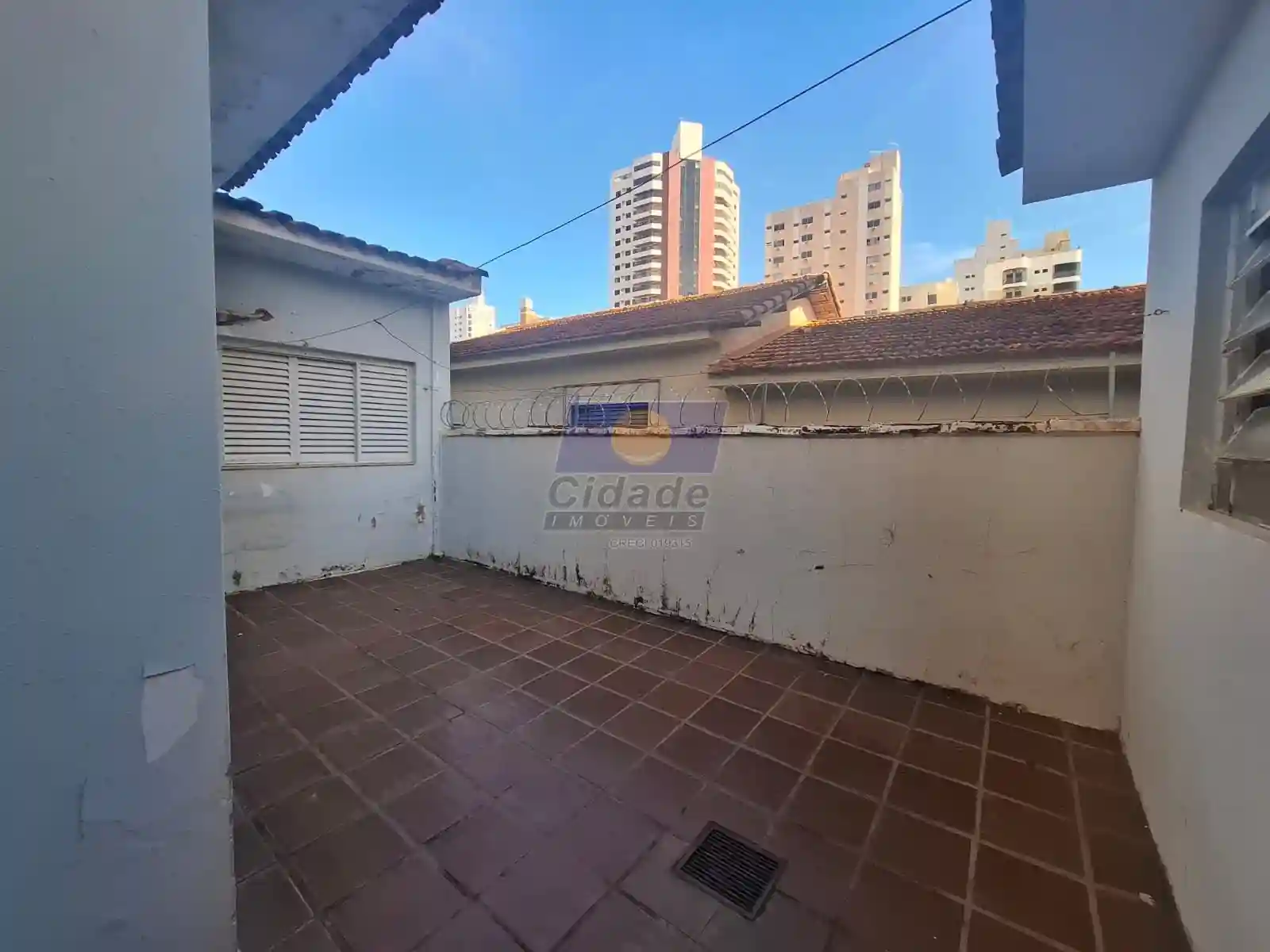 Casa com 4 quartos à venda, 280m² — foto 15 de 18