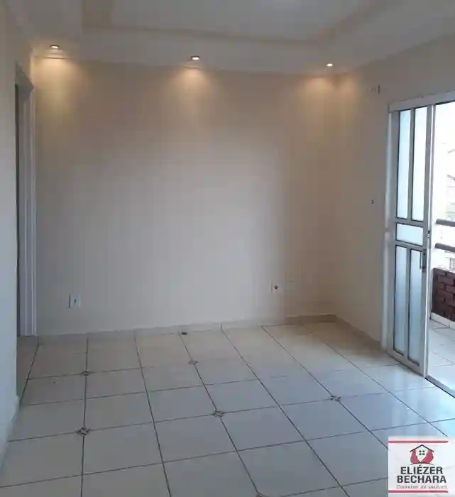 Apartamento com 2 quartos à venda, 60m² — foto 1 de 12