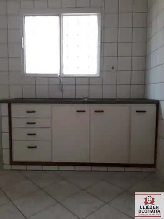 Apartamento com 2 quartos à venda, 60m² — foto 2 de 12