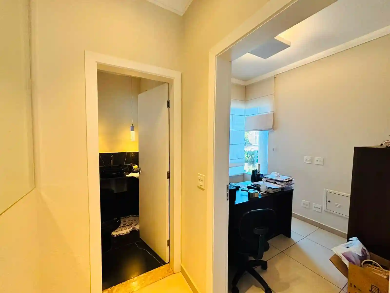 Casa de Condomínio com 3 quartos à venda, 256m² — foto 15 de 42