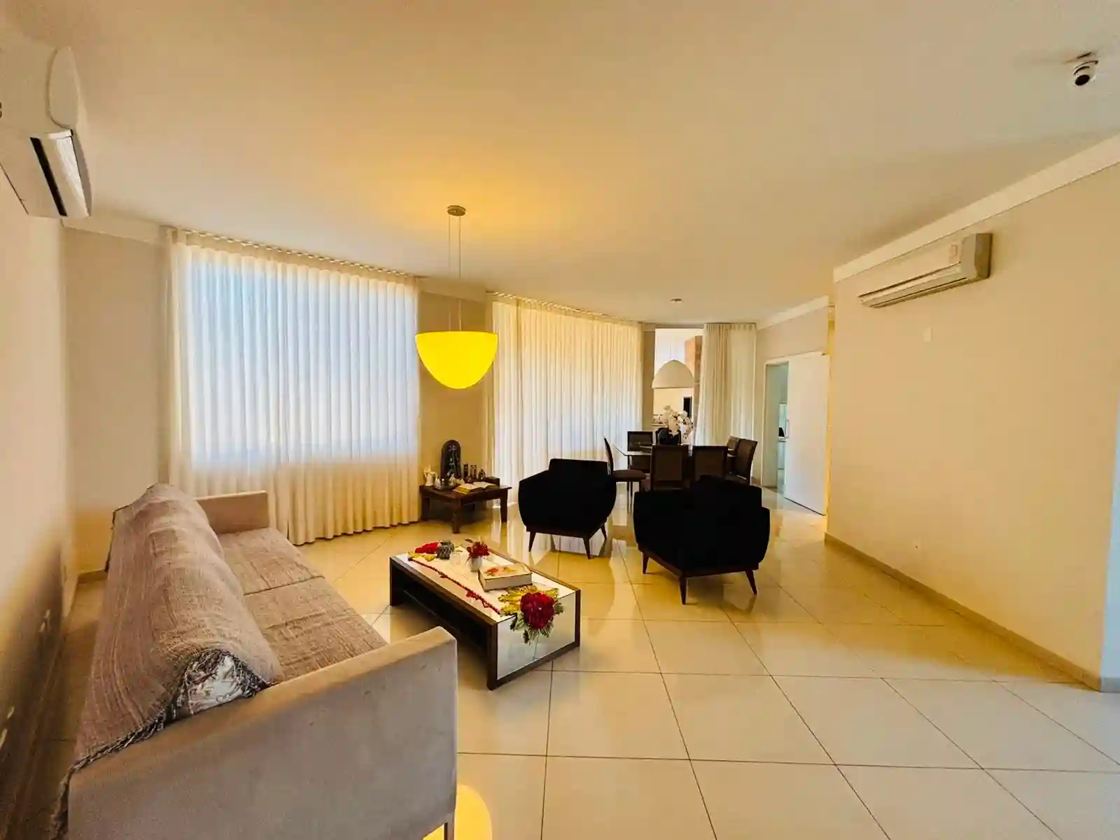 Casa de Condomínio com 3 quartos à venda, 256m² — foto 18 de 42