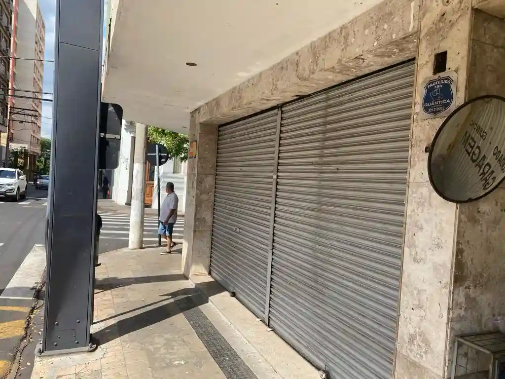 Loja / Salão / Ponto Comercial  para aluguel, 160m² — foto 7 de 8