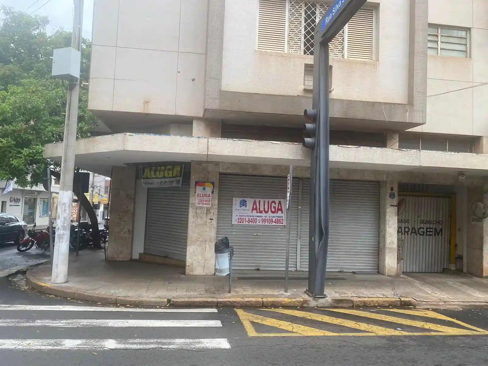 Loja / Salão / Ponto Comercial  para aluguel, 160m² — foto 2 de 8