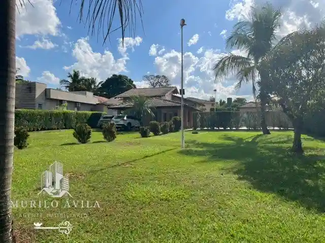 Casa de Condomínio com 3 quartos à venda, 1625m² — foto 13 de 27
