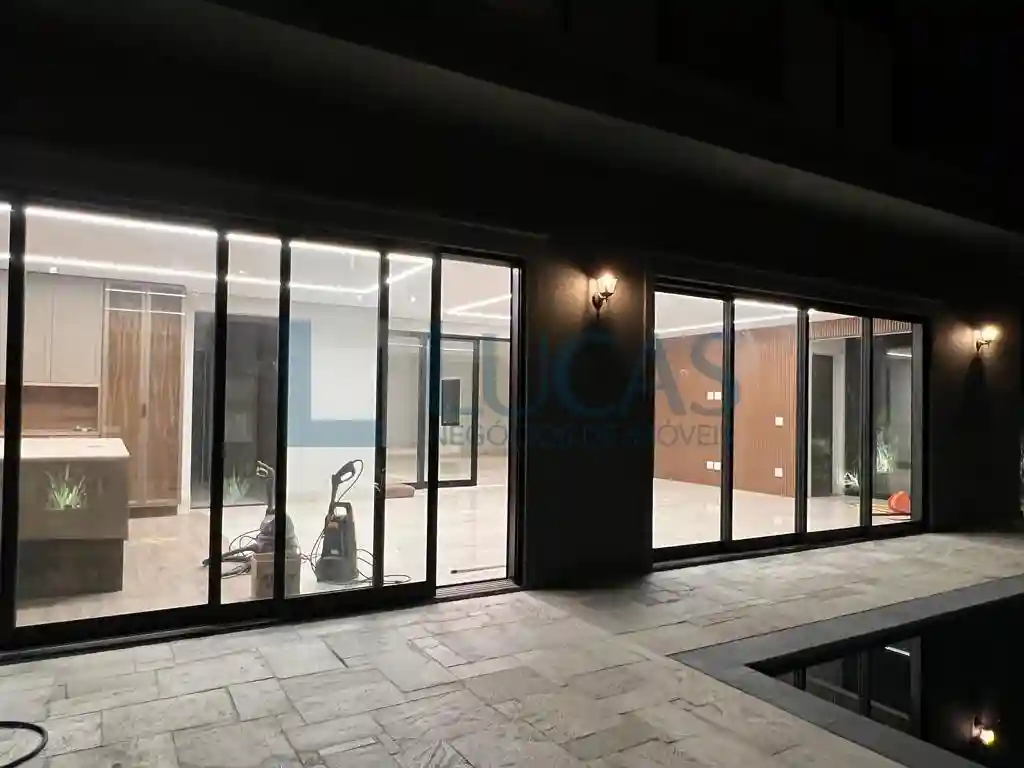 Casa de Condomínio com 5 quartos à venda, 521m² — foto 4 de 18