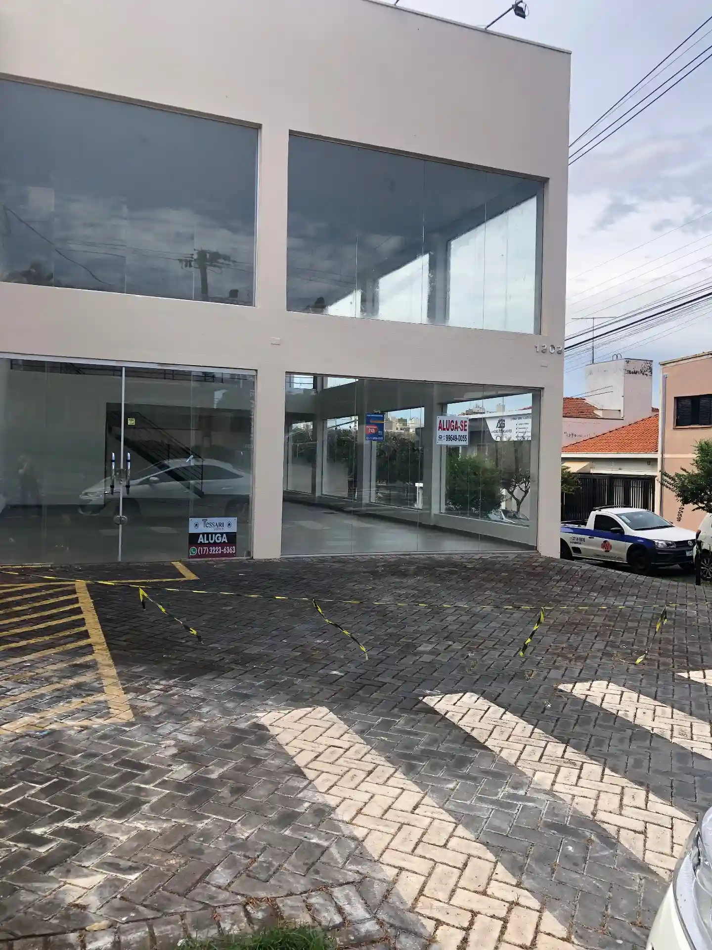 Imóvel Comercial  para aluguel, 242m² — foto 3 de 5