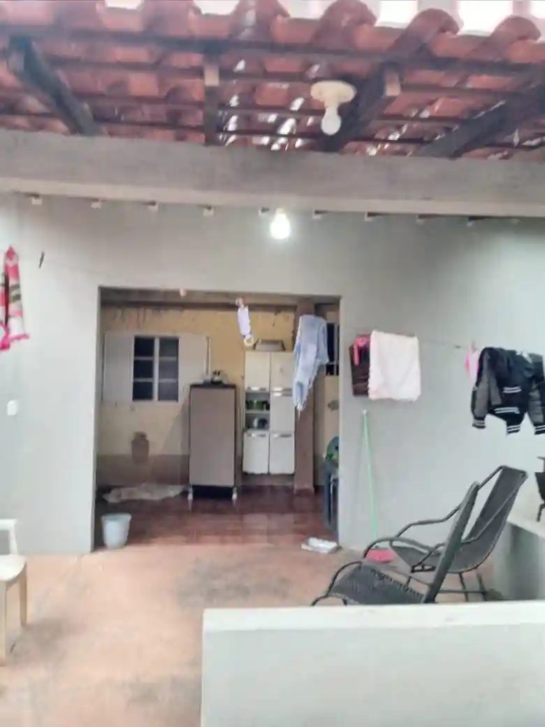 Casa à venda — foto 2 de 8